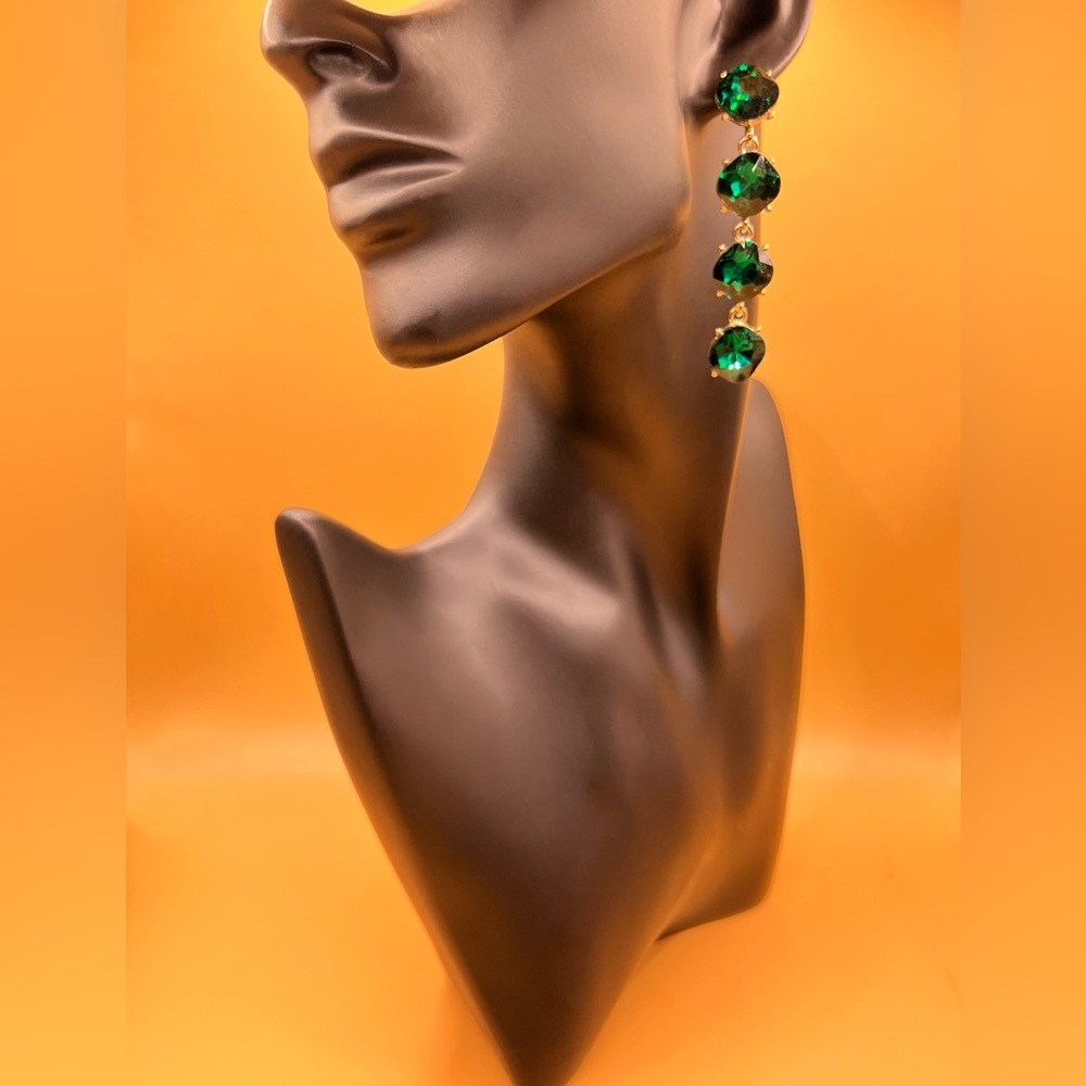 Golden Byrdies Earrings✨